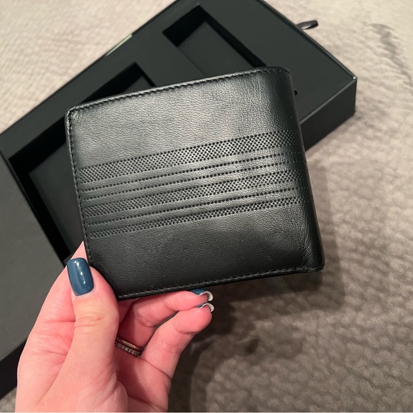 Used Hugo Boss Wallet - Picture 7 of 8